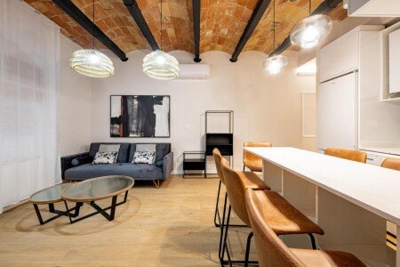 Apartamento 4 habitaciones, con aire acondicionado