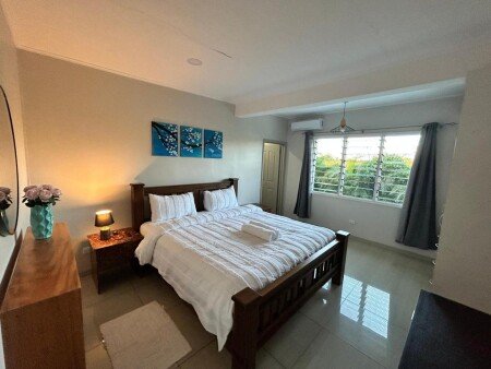 House 3 bedrooms, with air conditioning