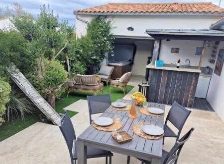 Villa 3 chambres, avec jacuzzi