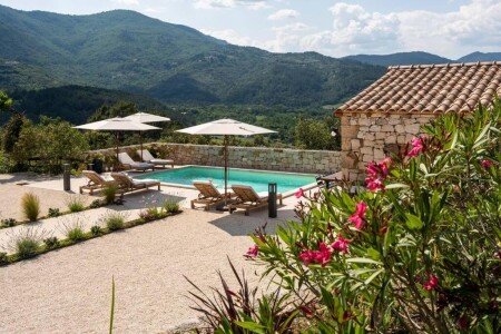 Villa 4 chambres, avec piscine