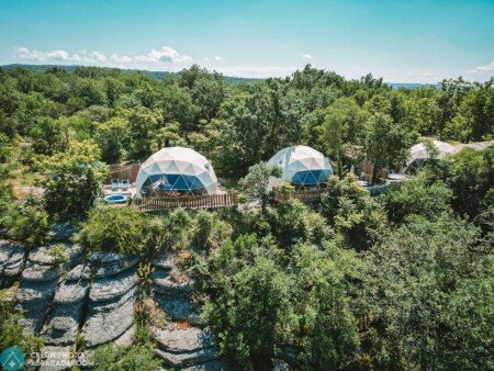Hébergement insolite 1 chambre, avec jacuzzi