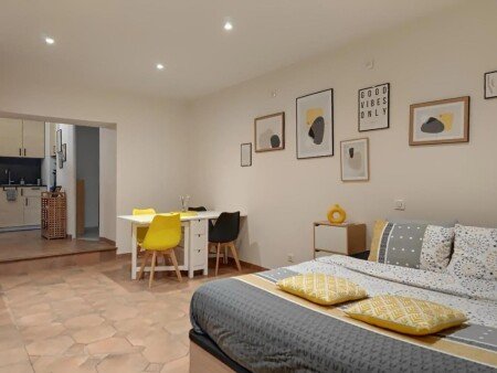 Maison 1 chambre, avec jardin