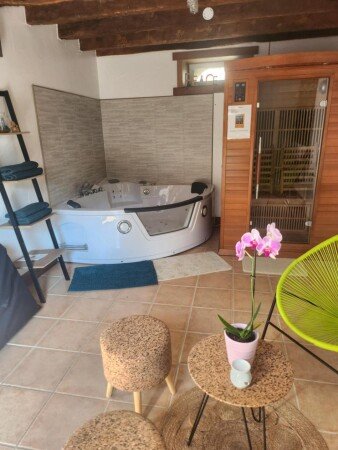 Maison de campagne 3 chambres, avec jacuzzi