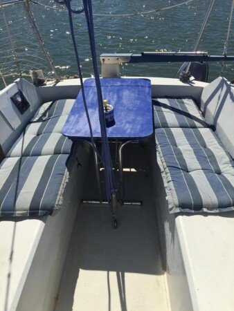 Voilier 1 chambre, avec parking