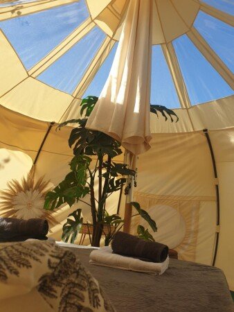 Hébergement insolite 3 voyageurs, avec jardin