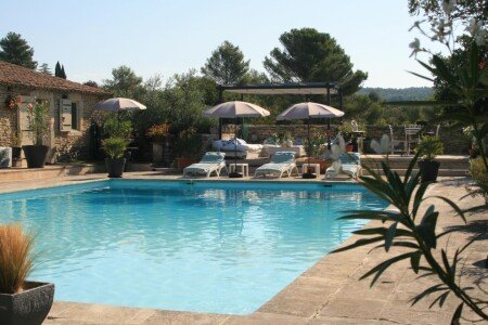 Bed and breakfast 1 chambre, avec piscine