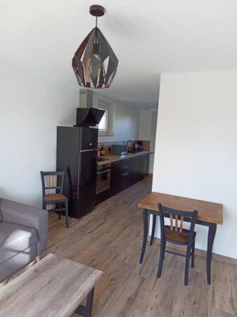 Maison 1 chambre, avec jardin