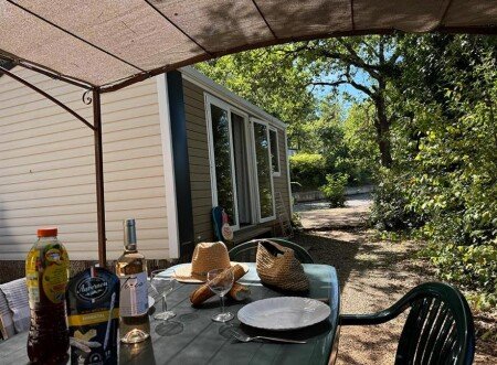 Camping / Mobil Home 6 voyageurs, avec jardin