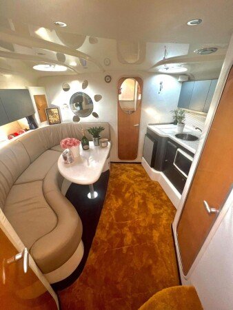 Barca 2 camere, con parcheggio