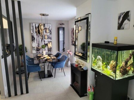 Appartement moderne, 2 chambres, avec jacuzzi