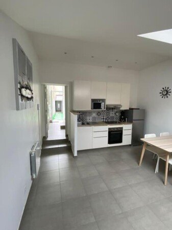 Casa 1 camera, con giardino