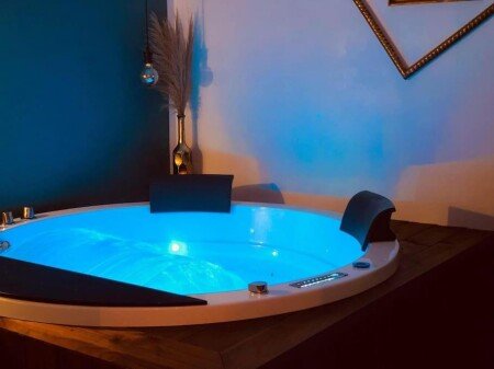 T2 1 chambre, avec jacuzzi