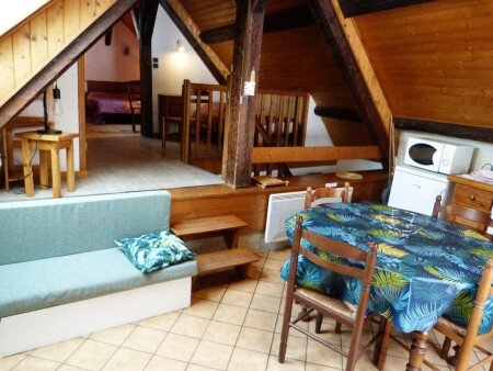 Apartamento 2 habitaciones, con jardín