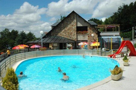 Hébergement insolite 5 voyageurs, avec piscine