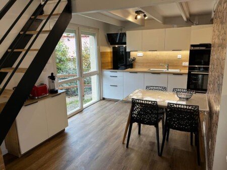 Maison de campagne 2 chambres, avec jardin