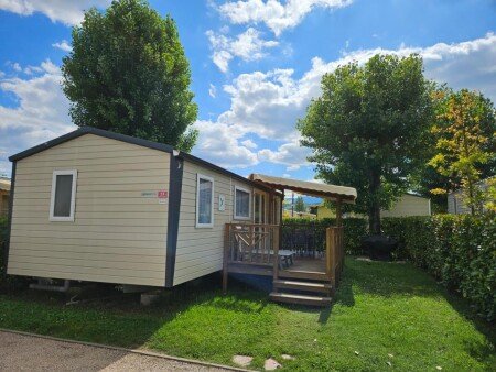 Camping / Mobil Home 2 chambres, avec piscine