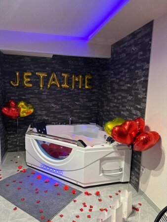 T3 1 chambre, avec jacuzzi