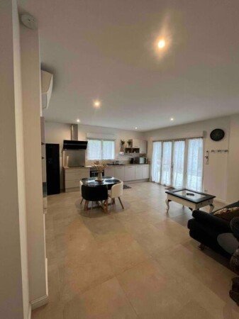 Appartement 2 chambres, avec jardin