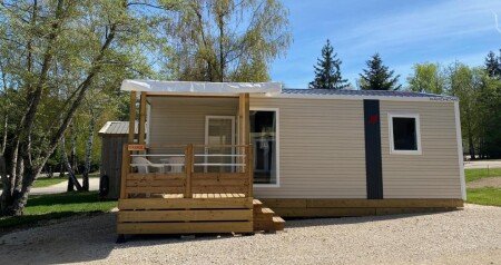 Camping / Mobil Home 5 voyageurs, avec piscine
