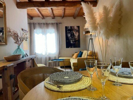 Maison cozy, 2 chambres, avec climatisation