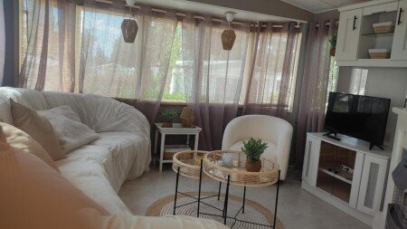 Mobil home 2 chambres, avec piscine