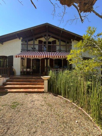 Auberge de jeunesse 13 voyageurs, avec piscine