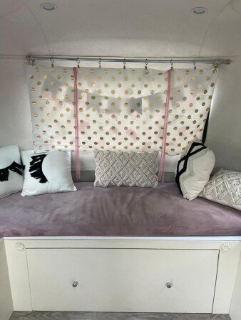 Hébergement insolite 1 chambre, avec jacuzzi