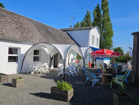 Camping / Mobil Home 8 voyageurs, avec jardin