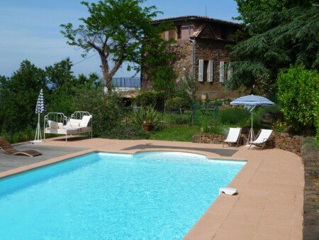 Bed and breakfast 2 voyageurs, avec piscine