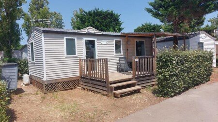 Camping / Mobil Home 3 chambres, avec piscine