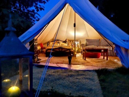 Hébergement insolite cozy, 1 chambre, avec jardin