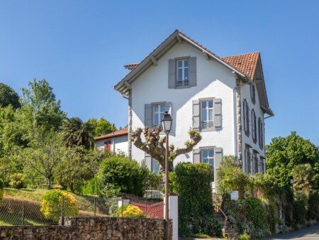 Bed and breakfast 2 voyageurs, avec jardin