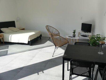 Maison 1 chambre, avec jardin