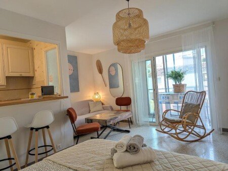 Wohnung 1 Schlafzimmer, mit Klimaanlage