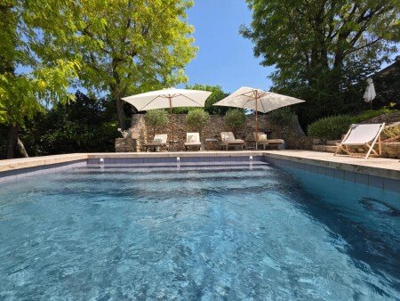 Bed and breakfast 4 voyageurs, avec piscine