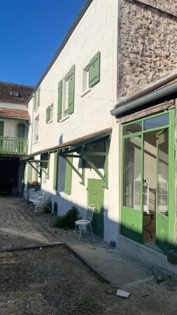 Bed and breakfast 3 voyageurs, avec jardin