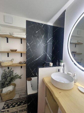 Gîte cozy, 1 chambre, avec piscine