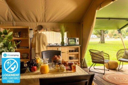 Camping / Mobil Home 4 voyageurs, avec piscine