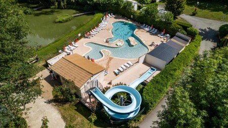 Mobil home 4 chambres, avec piscine