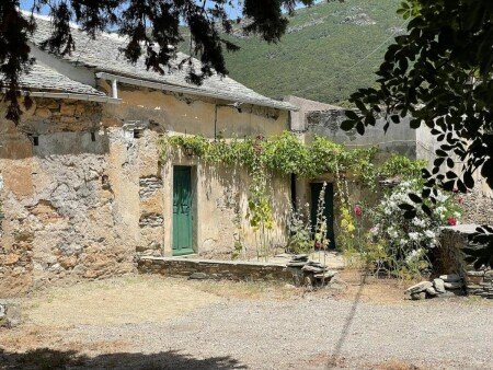 Villa 4 camere, con giardino