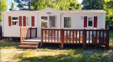 Camping / Mobil Home 3 chambres, avec piscine