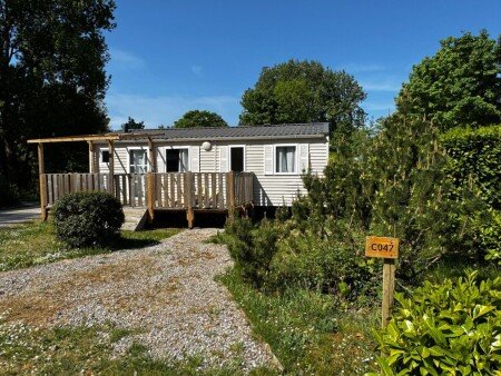 Camping / Mobil Home 3 chambres, avec piscine