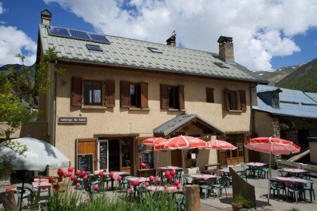 Auberge de jeunesse 3 voyageurs, avec jardin