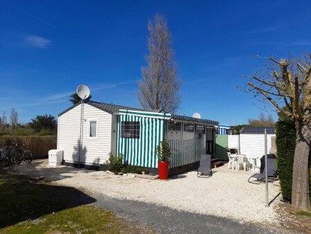 Mobil home 2 chambres, avec piscine