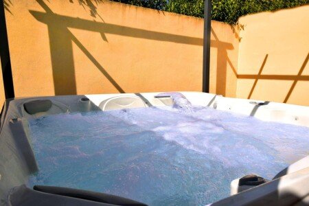 Maison 2 chambres, avec jacuzzi