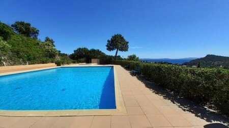 Mazet 3 chambres, avec piscine