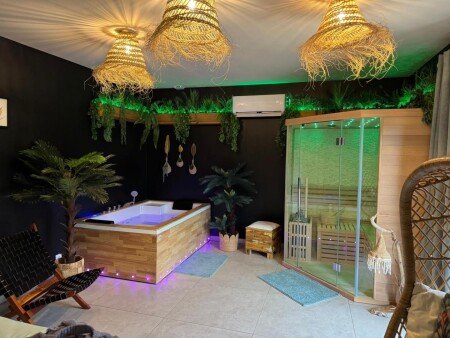 Maison romantique, 1 chambre, avec jacuzzi