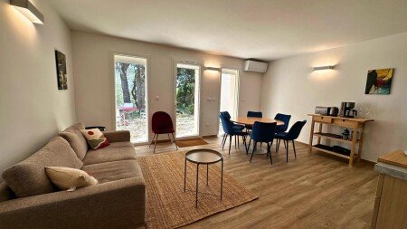 Maison 1 chambre, avec jardin