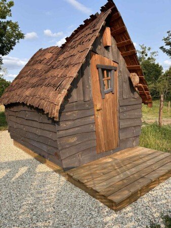 Hébergement insolite 1 chambre, avec piscine