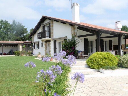 Villa 4 chambres, avec piscine